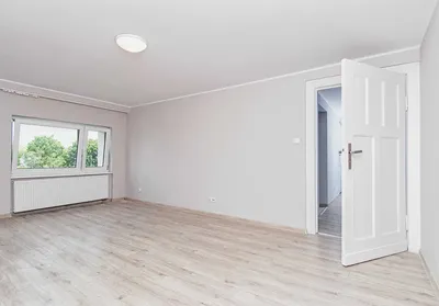 3 oddzielne pokoje, 2 piętro, oddzielna kuchnia - miniatura 3