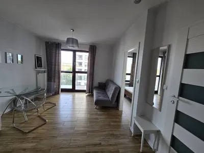 Wynajmę mieszkanie 35m, 2 pokoje, garaż, Wola, przy Metro Płocka - miniatura 2