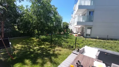 Przestronne narożne studio z garderobą i dużym ogrodem | os. Wilno - miniatura 2