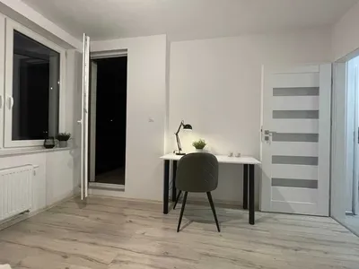 Pojedynczy pokój dla studentek ŚUM, Ligota - miniatura 3