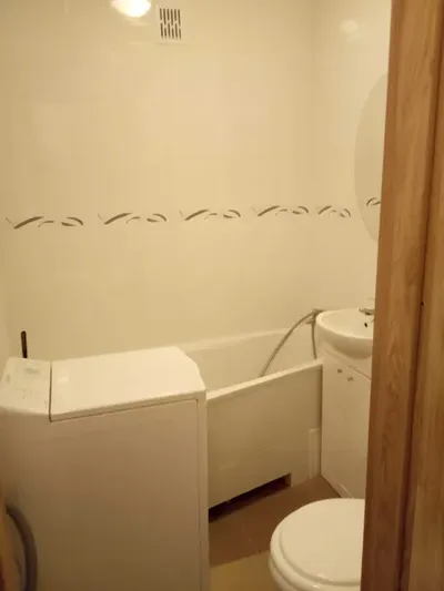 Wynajmę kawalerkę na Marymonckiej w Warszawie - miniatura 3