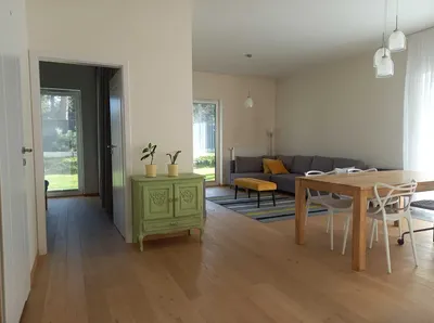 2-pokojowe mieszkanie 56 m² z dużym ogródkiem (230 m²), garaż, Falenica - miniatura 3