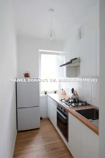 Mieszkanie przy Teatrze Komedia na Żoliborzu. - miniatura 2