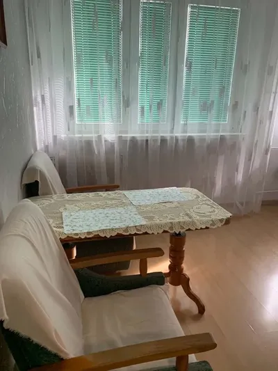 Wynajmę kawalerkę we Wrocławiu - miniatura 2