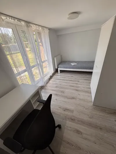 Pokój jednoosobowy Zalesie