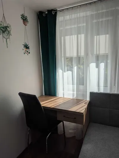 Jednoosobowy pokój w samodzielnym mieszkaniu przy ul. Ofiar Katynia - miniatura 2