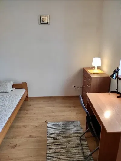 Wynajmę mieszkanie 4-pokojowe, Kraków, ul. Bartla - miniatura 2