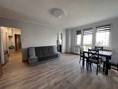 Umeblowana kawalerka os. Zwycięstwa - miniatura 3