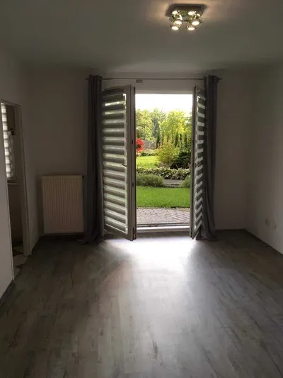Przytulna kawalerka do wynajęcia - miniatura 2