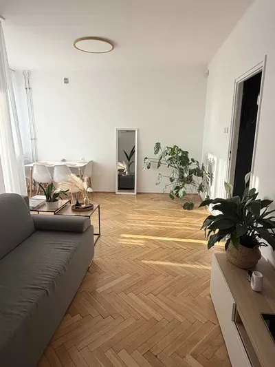 Jasne mieszkanie 40 m² na wynajem – Kraków Krowodrza - miniatura 3