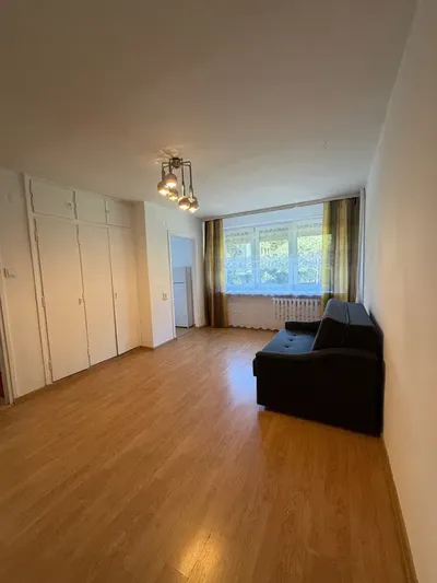 BIELANY / blisko AWF / 27 m2-widna kuchnia-częściowo umeblowane - miniatura 4