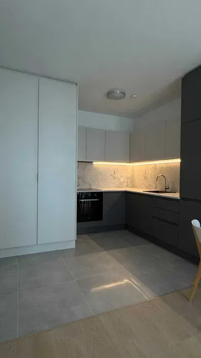 Mieszkanie 2 pokoje + garaz w cenie/40m2/2 pietro/ ul.Walerego Slawka