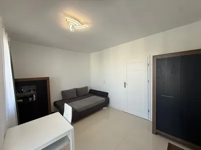 Wynajmę pokój z balkonem w Warszawie na Ochocie - miniatura 3