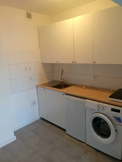 Wynajmę kawalerkę w Ochojcu ul. Ziołowa - miniatura 3