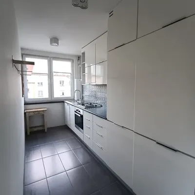 2 pok. przy ul. Kinowej.Praga pd 3500 w tym już czynsz.Pieknie urządzone, czyste. Wolne od października Styl skandynawski - miniatura 3