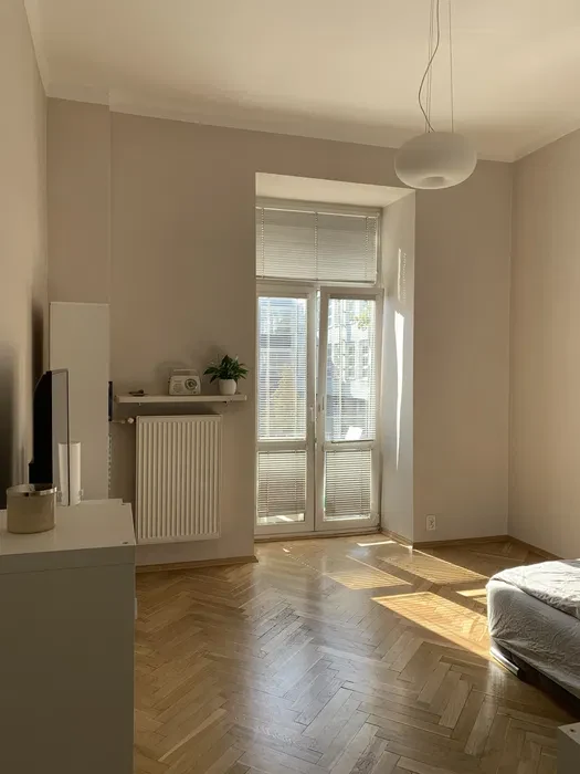 Mieszkanie 37m2 w kamienicy koło metra, park praski - 1/8