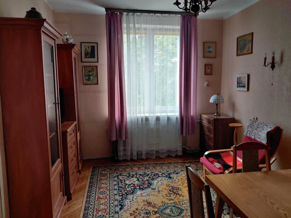 MIeszkanie do wynajęcia, Podskarbińska - 1/8