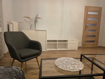 wynajmę mieszkanie dwupokojowe Os. Centrum B - miniatura 2