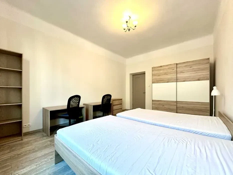 Pokoje dwu i jednoosobowe Sosnowiec w samym centrum - 1/8