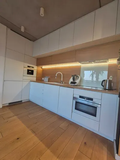 Wyjątkowe mieszkanie 60m2 (3-pok.) z tarasem na dachu Promenady Wrocławskie - miniatura 4