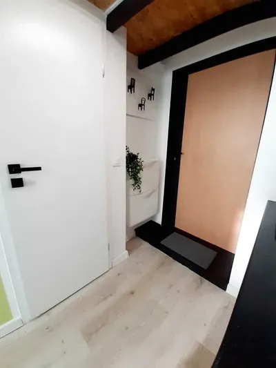 kawalerka Jaracza 25 z antresolą - miniatura 4