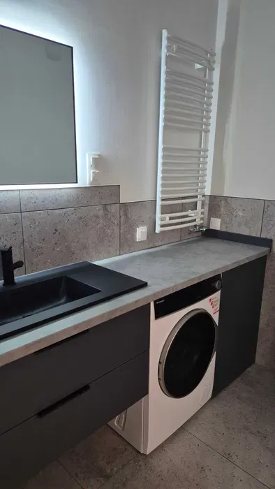 Wynajmę w pełni umeblowane mieszkanie o powierzchni 46 m² z ogródkiem przy ul. Langiewicza 37 w Rzeszowie - miniatura 5