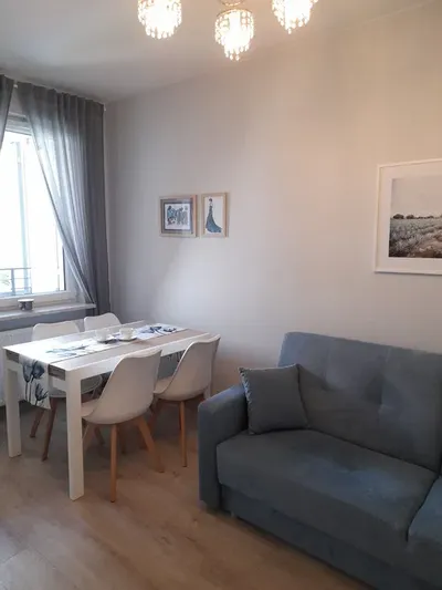 Zadbane mieszkanie ul. Pieskowa Skała garaż podziemny w cenie - miniatura 3