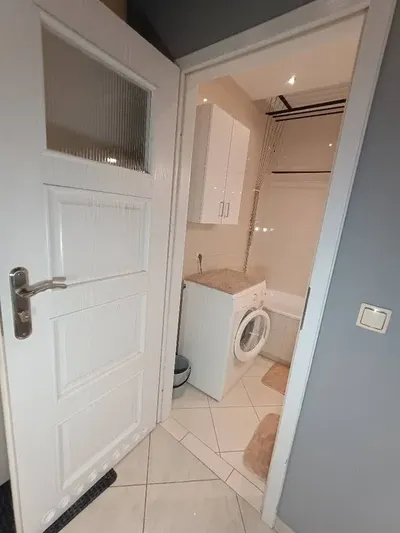 Mieszkanie do wynajęcia w centrumrum - miniatura 3
