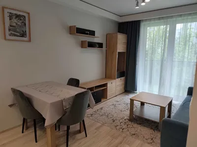 Kawalerka z oddzielną sypialnią - metro Kondratowicza, przy lesie. - miniatura 2