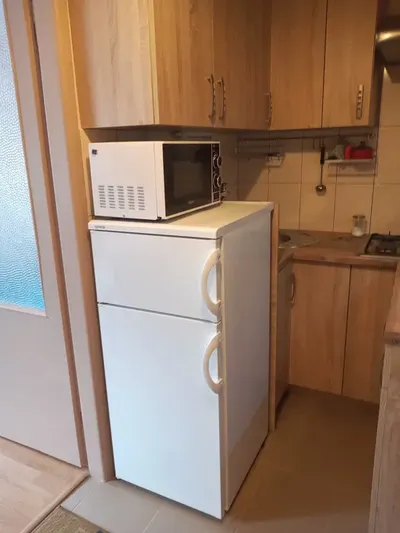 Do wynajęcia bez pośredników garsoniera w Krakowie ul. Ułanów, Ugorek - miniatura 5