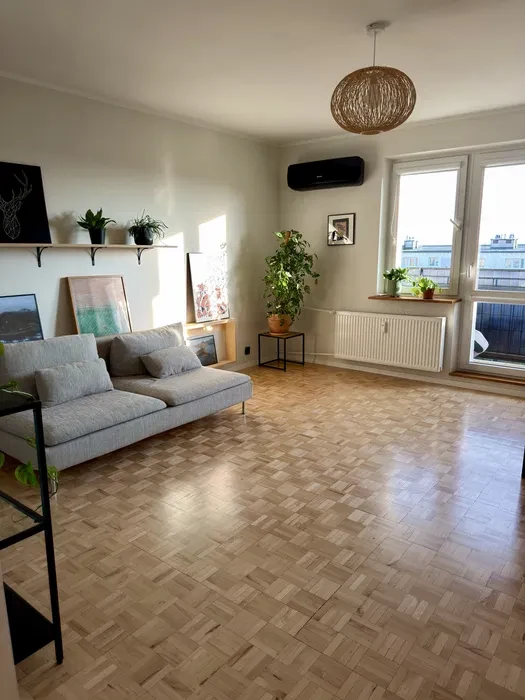 Słoneczne mieszkanie 49m² do wynajęcia - Gdańsk Chełm - klimatyzacja i fotowoltaika - 1/8
