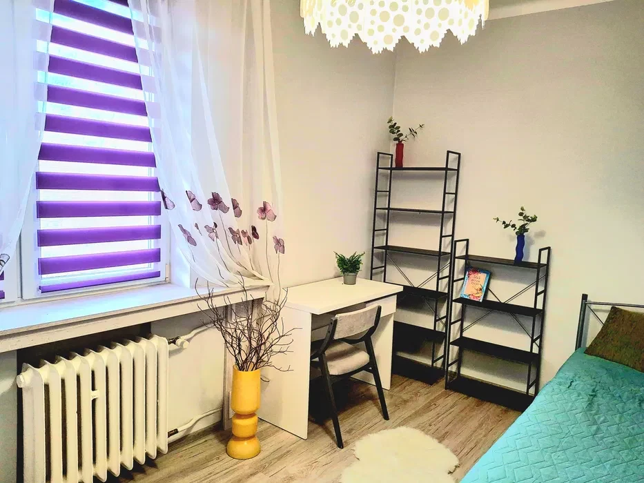 1 oddzielny pokój w Centrum do wynajęcia dla dziewczyny - od teraz - 1/7