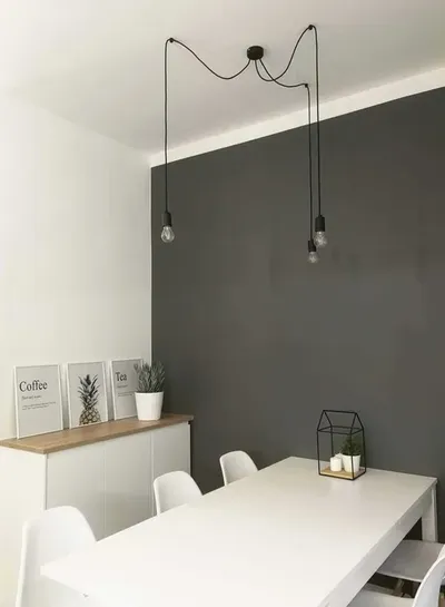 Przestronny pokój z dużym łóżkiem i garderobą w centrum Gdańska - miniatura 4
