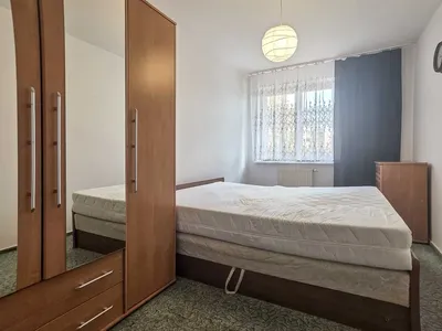 Duże mieszkanie w cichej okolicy z miejscem garażowym [czytaj opis] - miniatura 2