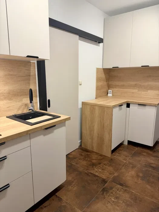 Wynajem 35 m², wyposażone, z aneksem i pralką - Wzgórze Św. Maksymiliana - 1/8