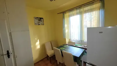 Przytulna i ciepła kawalerka w zielonym zakątku - miniatura 4
