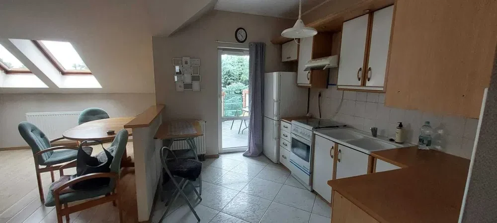 Mieszkanie 2 pokoje do wynajęcia - 1/8