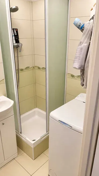 Wynajmę kawalerkę na Saskiej Kępie BEZPOŚREDNIO - miniatura 3
