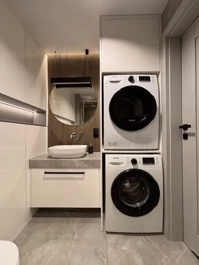 Wynajem mieszkania 43 m² | Przybyszewskiego 64 Kraków | 2 pokoje | duży balkon | klimatyzacja | miejsce postojowe - miniatura 2