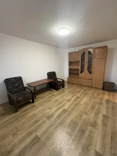Jasne, odświeżone 2 pokoje + balkon i piwnica | Kraków Bieńczyce - miniatura 4