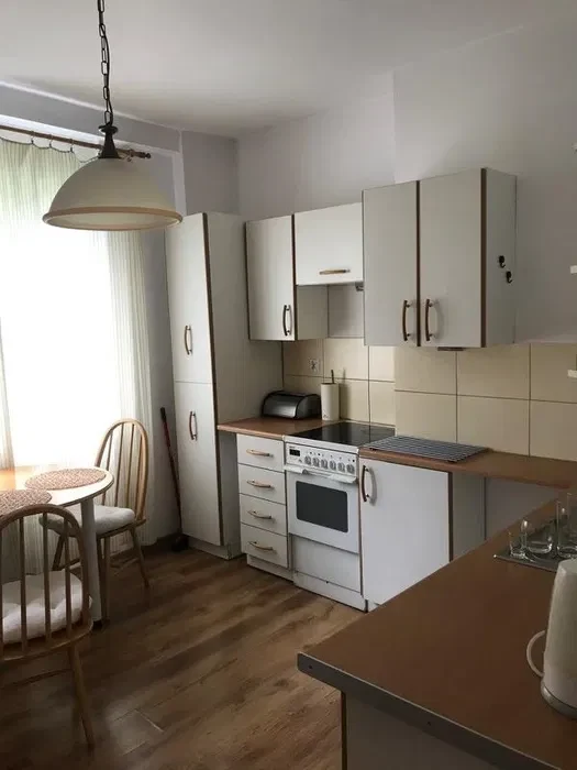 Kawalerka do wynajęcia na Koszutce - 1/8