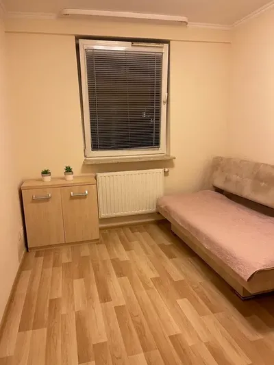 Mieszkanie 60m2, 3 osobne pokoje, osobna kuchnia, Kraków, Marchołta, Prądnik Czerwony, od zaraz - miniatura 3