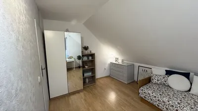 OSTATNIE Pokoje blisko centrum, opłaty w cenie, obok przystanek autobusowy - miniatura 5
