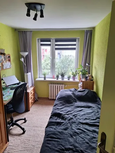 Pokój jednoosobowy ok. 10 m² | ul. Prusa, okolice pl. Bema | 1 200 zł z opłatami