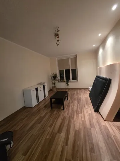 Mieszkanie na wynajem Przeróbka - miniatura 5