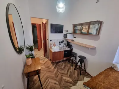 Klimatyczna kawalerka w sercu Śródmieścia, ul. Smolna 13, 2500 zł all in - miniatura 4