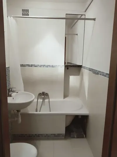 Pokój dla studentki, Białystok, os. Mickiewicza - miniatura 3