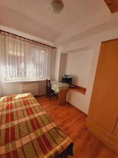 Wynajmę pokój dla pana