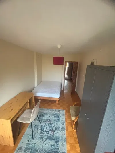 Wynajmę pokoje jednoosobowe