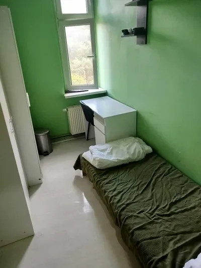 Pokój 1 osobowy i 2 osobowy ul Zwycięstwa /950 zl bez dodatkowych kosztów - miniatura 2